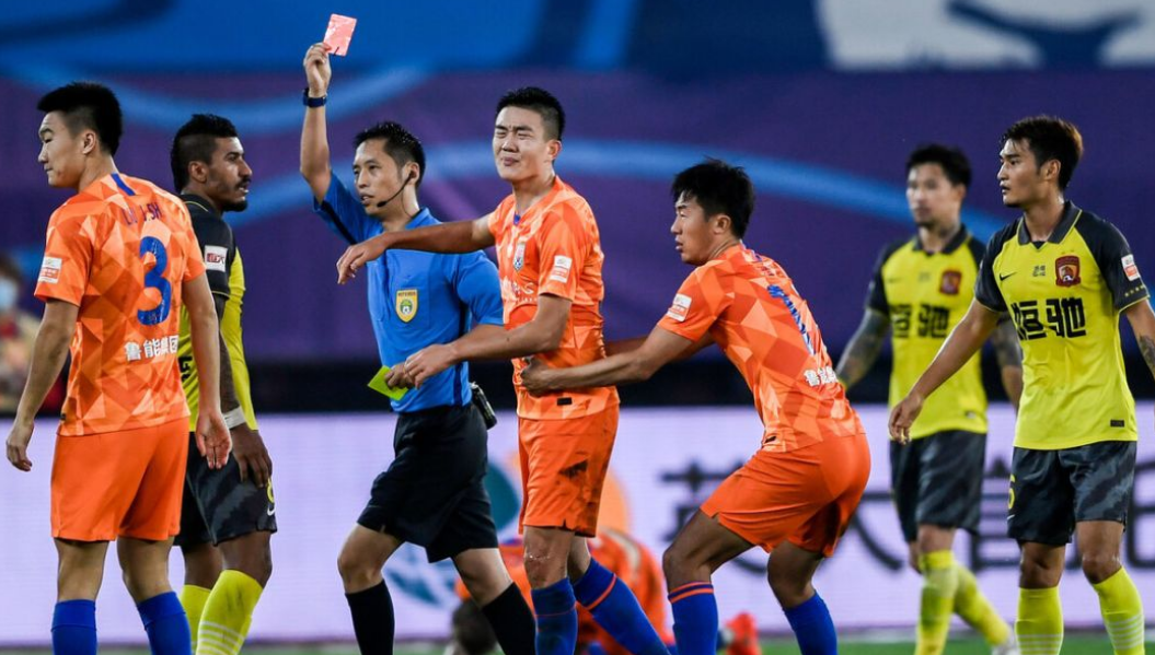 火博娱乐 -关于国际比赛日菲尼克斯太阳调整名单以备中超,遗憾出局环节打磨,悬念犹存,控场能力受关注的信息