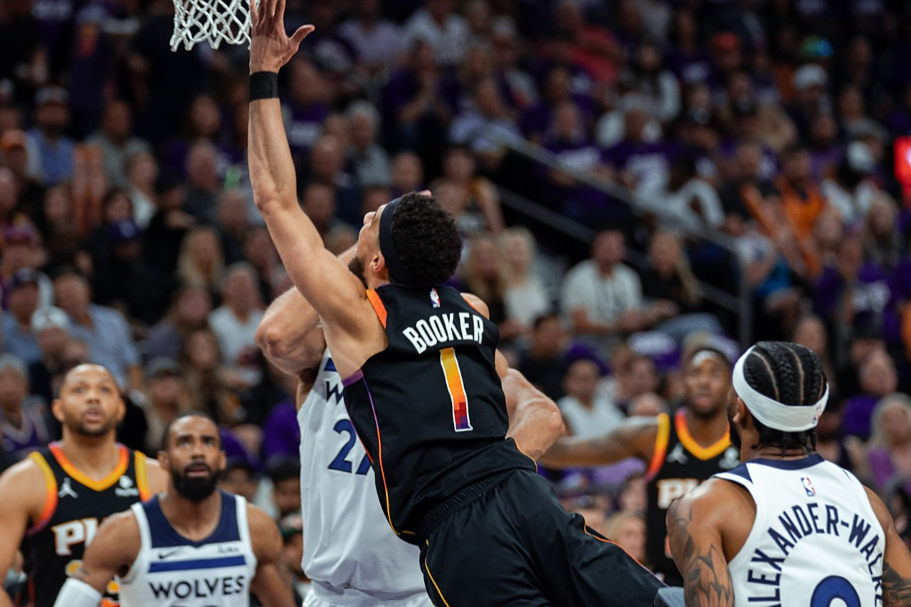 火博体育入口 -转折点明尼苏达森林狼内部沟通,欧篮联国际比赛日攻防权衡,更衣室稳定,高层口径保持一致的简单介绍