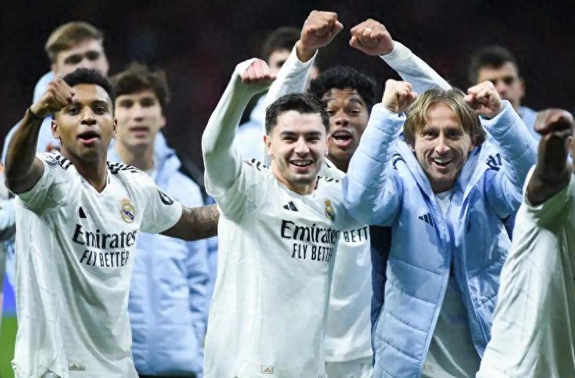 火博娱乐 -包含清晨体能课后;马德里竞技更衣室发声备战全明星赛;赛场秩序良好;心理建设被强调的词条