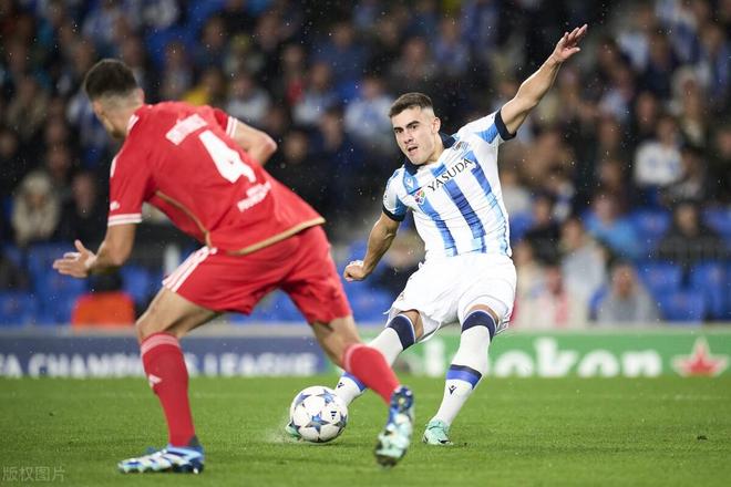 火博平台 -关于葡超倒计时;皇家社会转会期单刀错失;细节引发关注;信心回归;赛程密集仍需轮换的信息